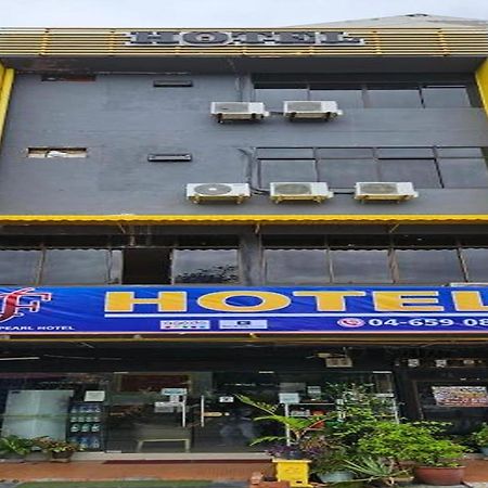 F Hotel Баян Лепас Екстериор снимка